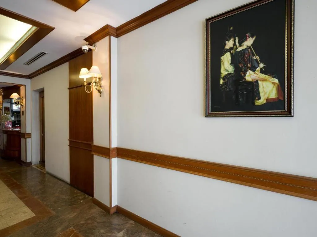 Four Chain View Hotel