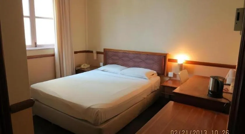 Bed in Four Chain View Hotel