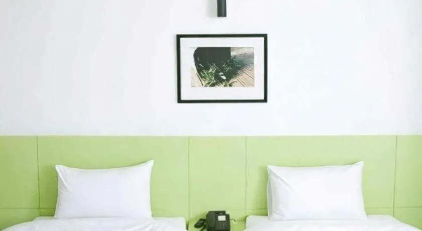 Bed in Siamgrand Hotel