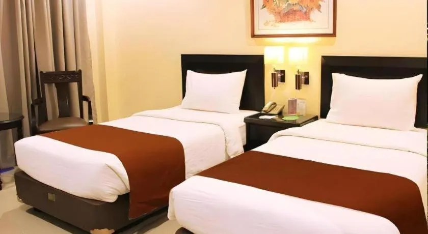 Bed in NARITA Classic Hotel