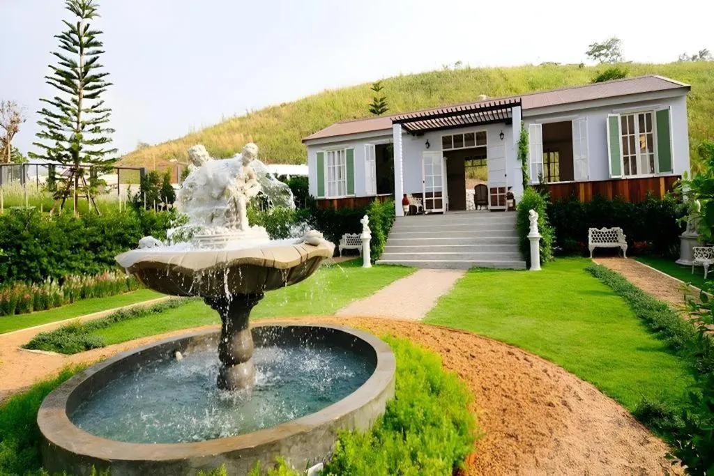 The Bluesky Resort @ Khao Kho