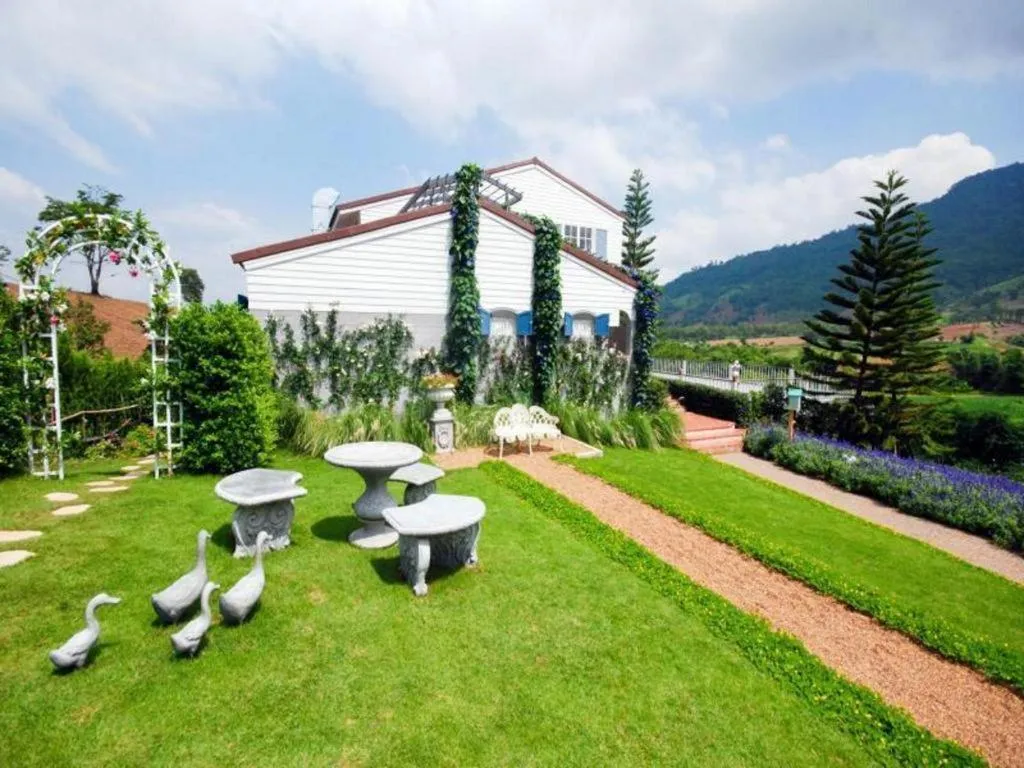 The Bluesky Resort @ Khao Kho