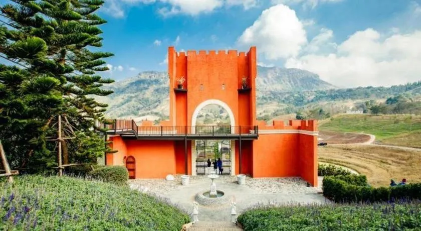 The Bluesky Resort @ Khao Kho