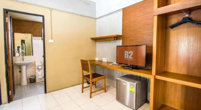 B2 Santitham (Wat Jed Yod) Boutique & Budget Hotel