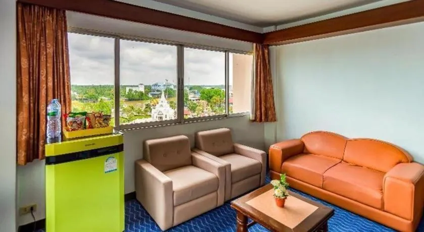 OYO 441 Grand Thara Hotel