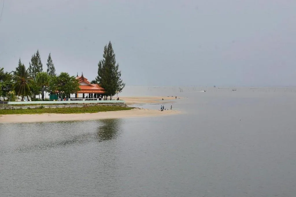 OYO 441 Grand Thara Hotel