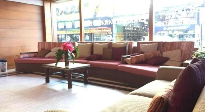 OYO 441 Grand Thara Hotel