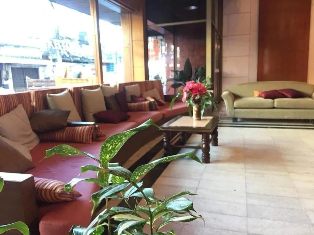 OYO 441 Grand Thara Hotel