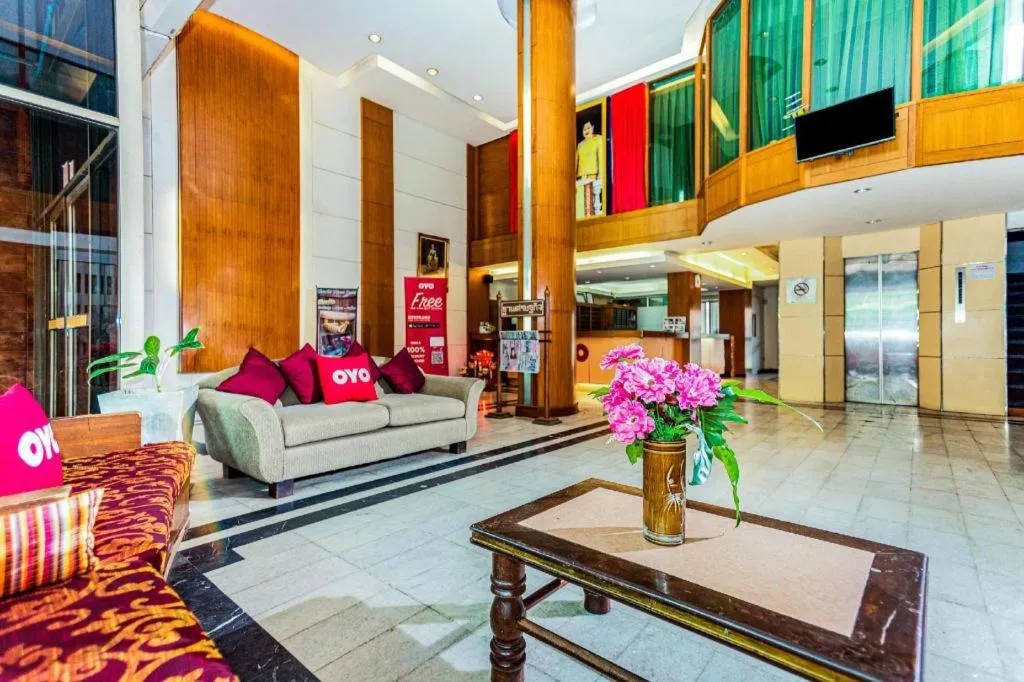 OYO 441 Grand Thara Hotel