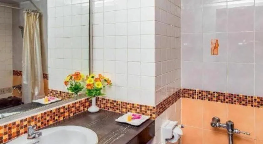 OYO 441 Grand Thara Hotel