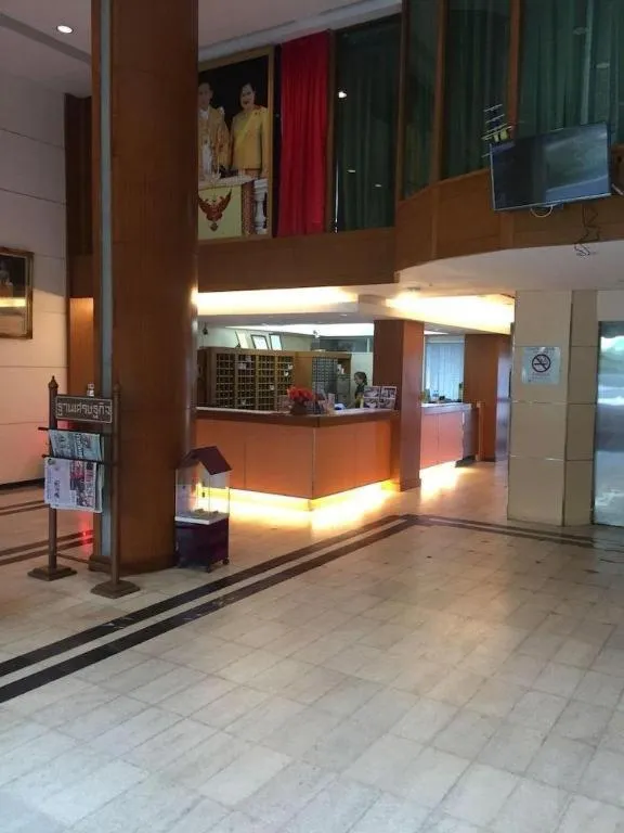 OYO 441 Grand Thara Hotel