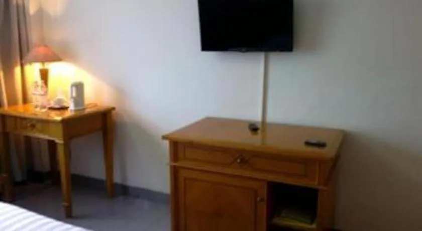 Bed in Hotel Marcopolo