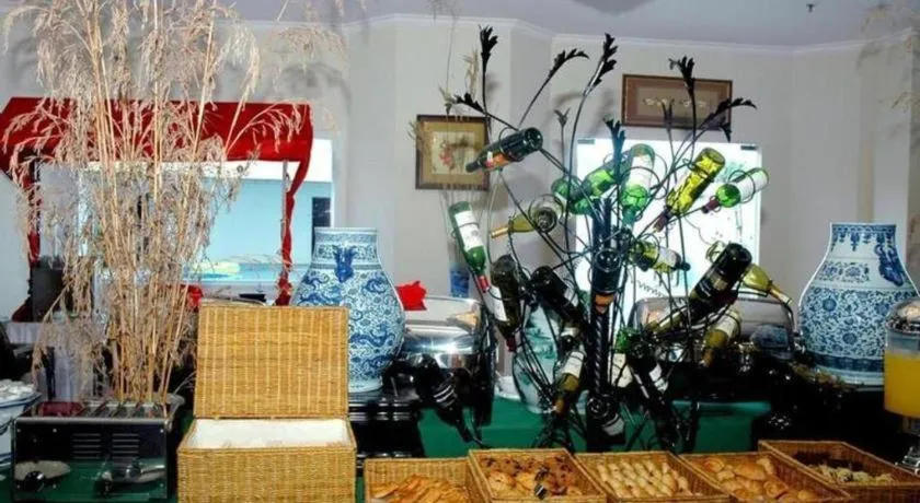 Grand Tiga Mustika Hotel