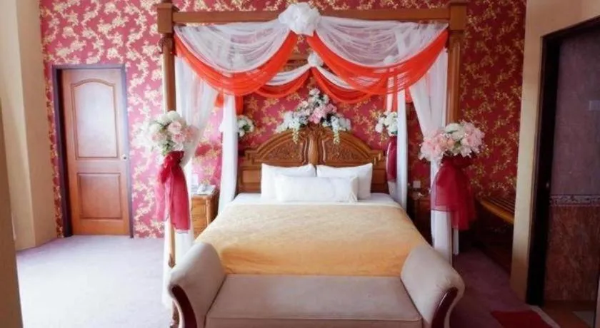 Grand Tiga Mustika Hotel