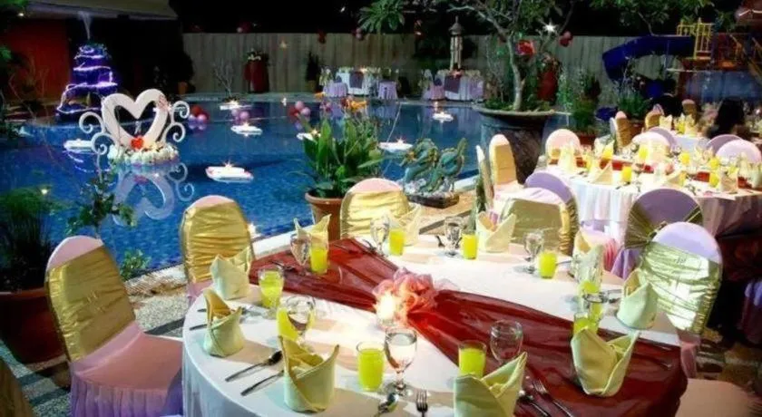 Grand Tiga Mustika Hotel