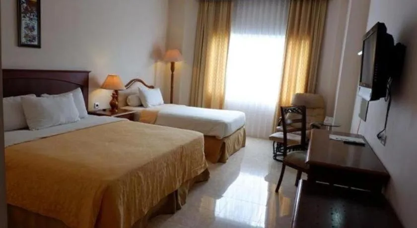 Grand Tiga Mustika Hotel