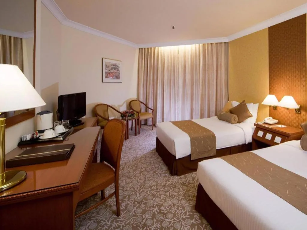 Bed in Hotel Miramar Singapore