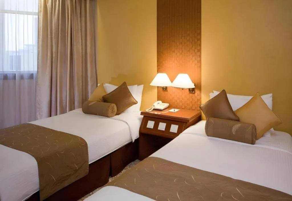 Bed in Hotel Miramar Singapore