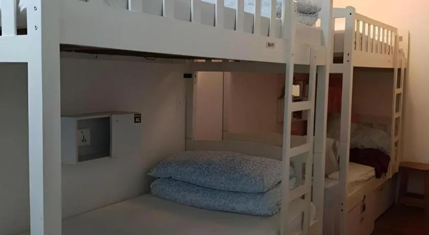 Bed in Royal Hostel Singapore