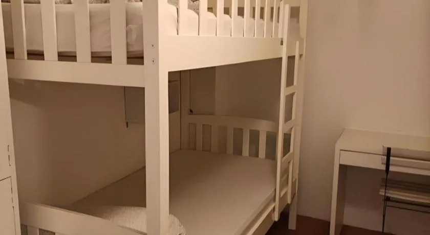 Bed in Royal Hostel Singapore