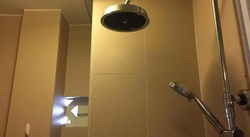 Royal Hostel Singapore