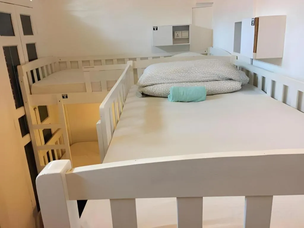 Bed in Royal Hostel Singapore