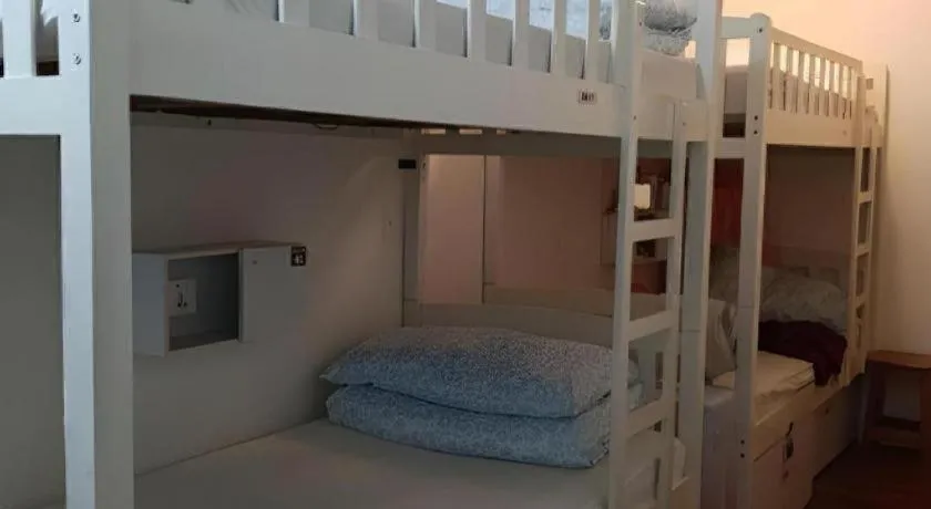 Bed in Royal Hostel Singapore