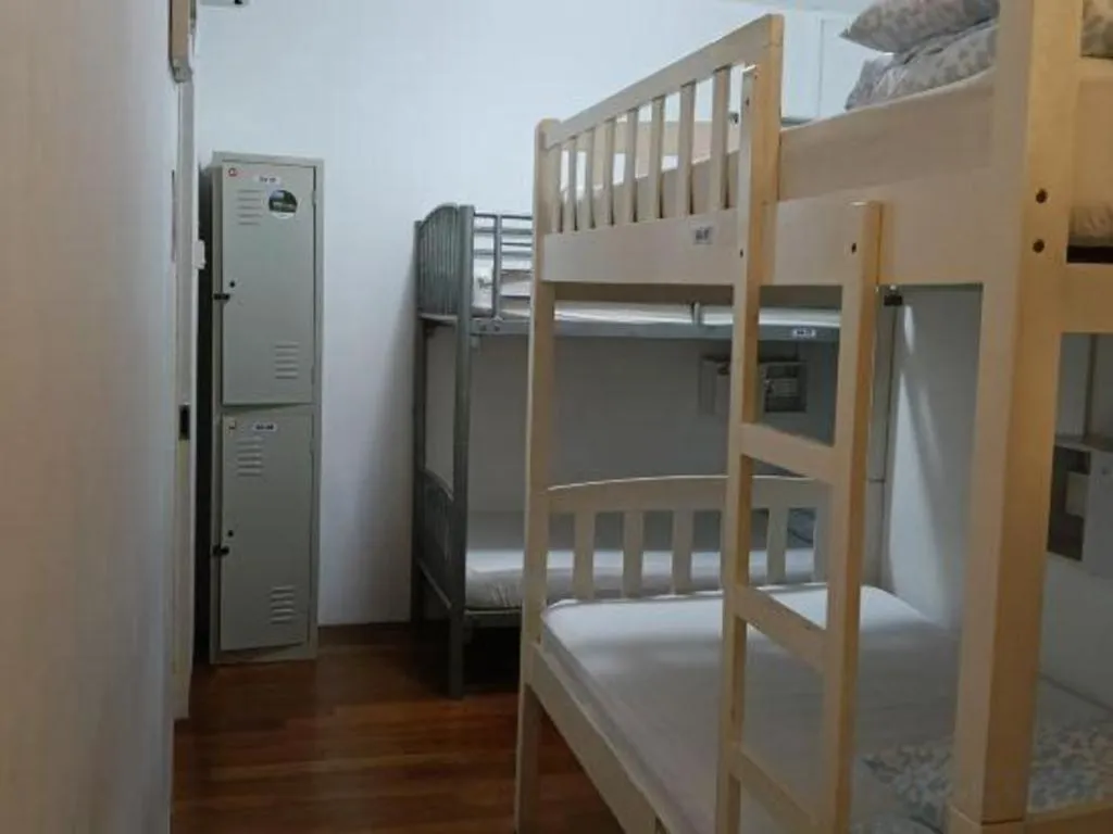 Bed in Royal Hostel Singapore