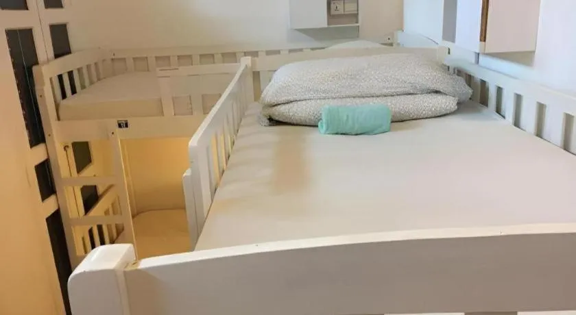 Bed in Royal Hostel Singapore