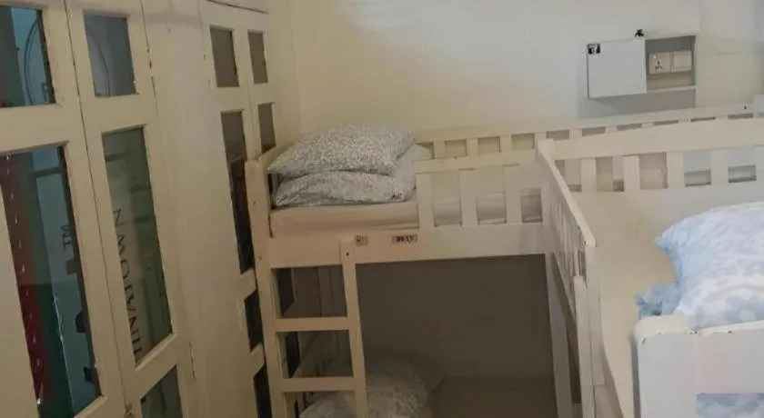 Bed in Royal Hostel Singapore