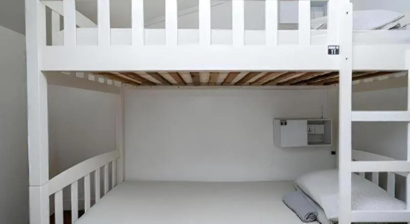 Bed in Royal Hostel Singapore