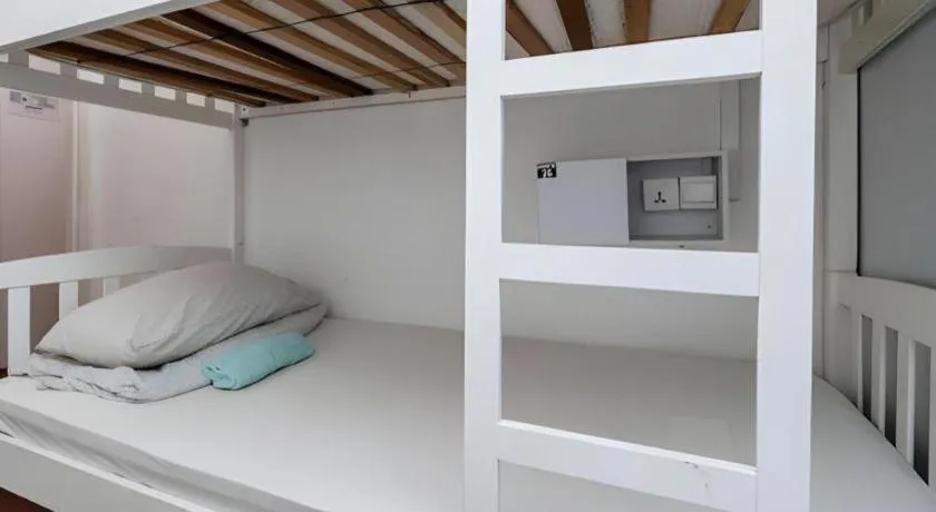 Bed in Royal Hostel Singapore