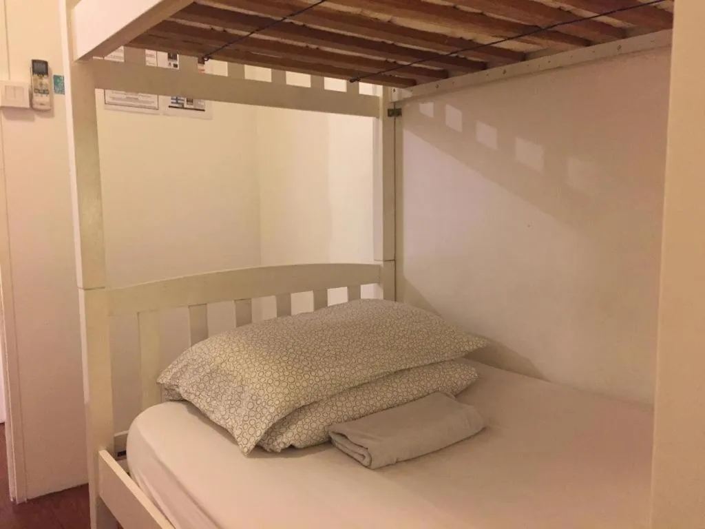 Bed in Royal Hostel Singapore