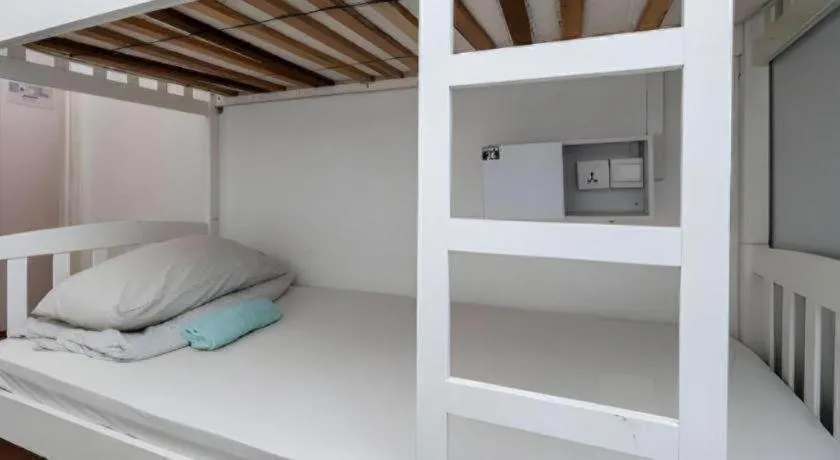 Bed in Royal Hostel Singapore