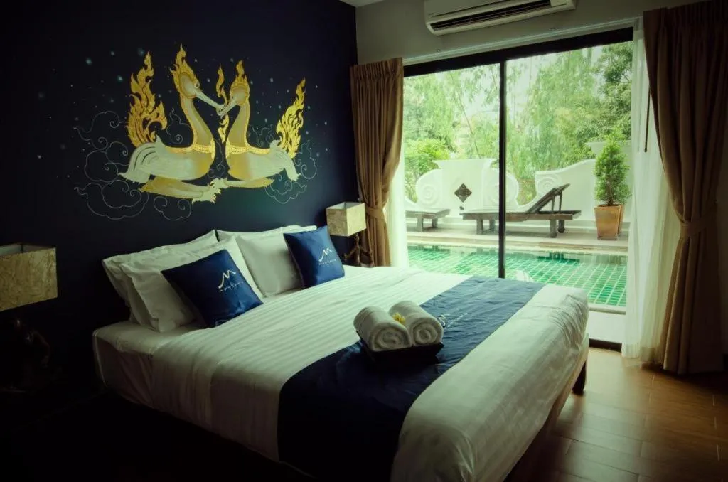 Bed in Maytara Hotel