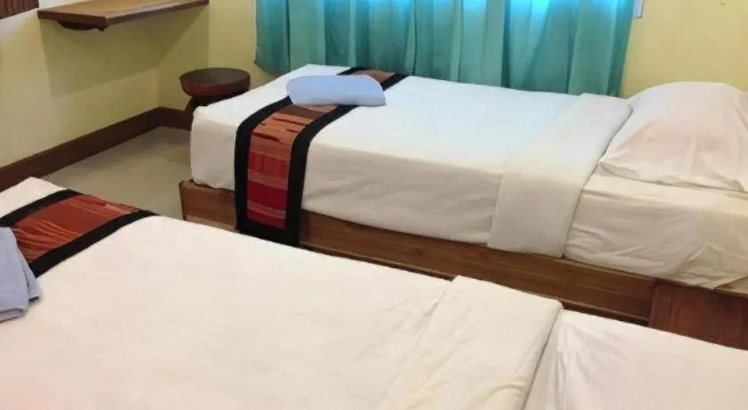 Bed in Lankham Hotel