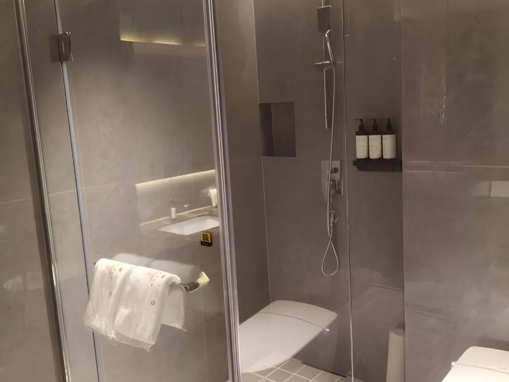 Zhangjiagang Guomao Hotel