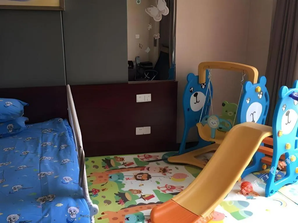 Zhangjiagang Guomao Hotel