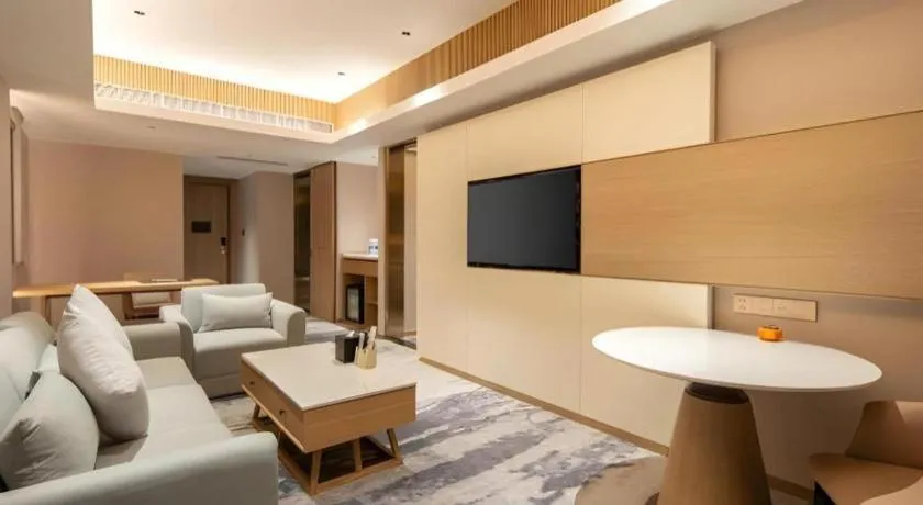 Zhangjiagang Guomao Hotel