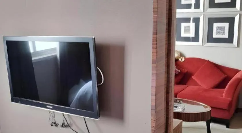 Zhangjiagang Guomao Hotel