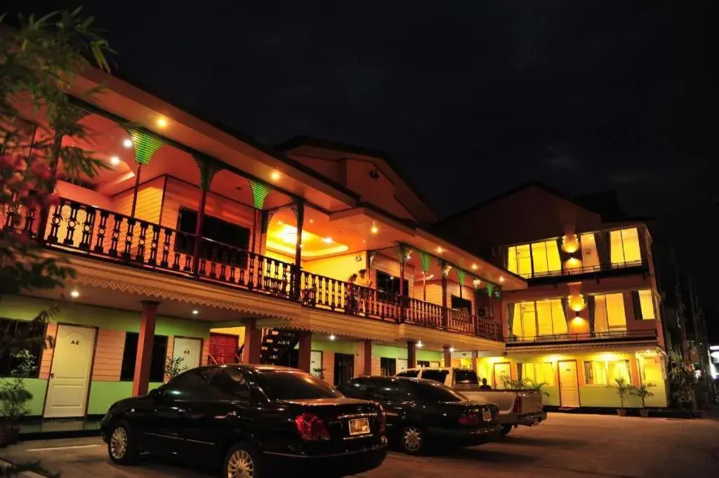 Magic House Hostel Magic House Hostel