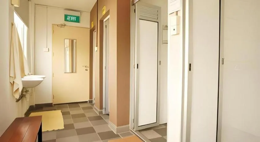 G4 Station Backpackers Hostel