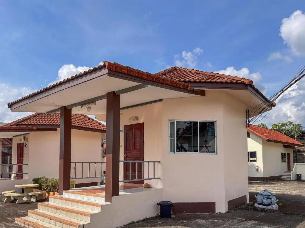 Chumphon Park Resort