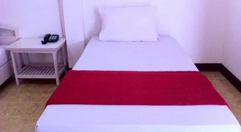 Bed in Chumphon Park Resort