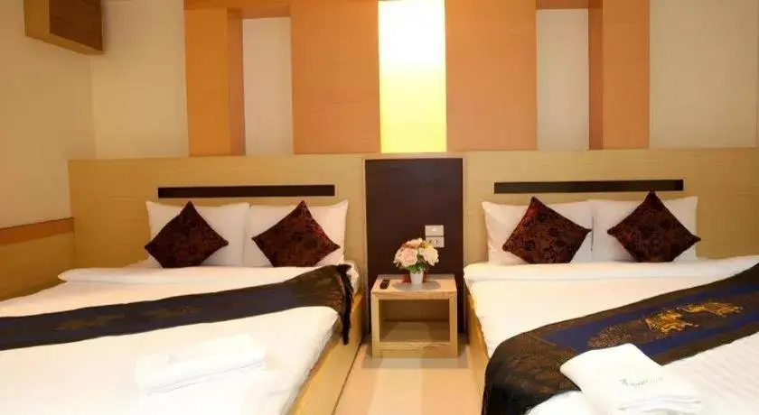 Bed in Amnauysuk Hotel Bed in Amnauysuk Hotel