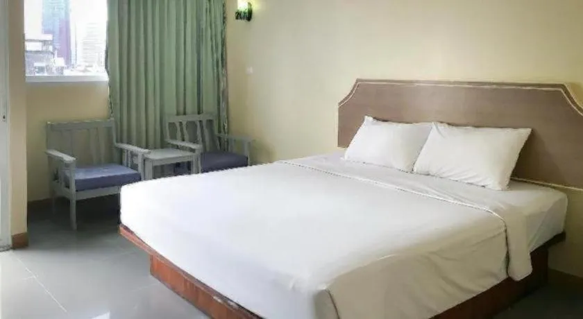 Bed in J Two S Pratunam Hotel