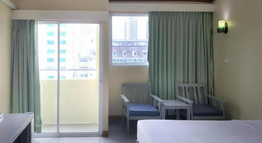 Bed in J Two S Pratunam Hotel