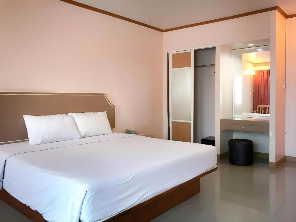 Bed in J Two S Pratunam Hotel