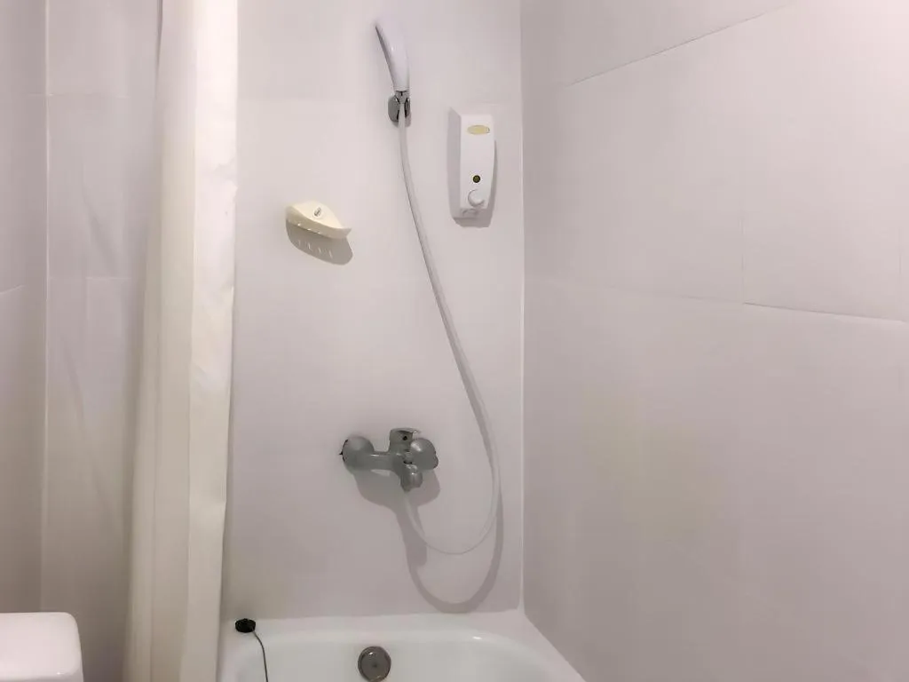 J Two S Pratunam Hotel