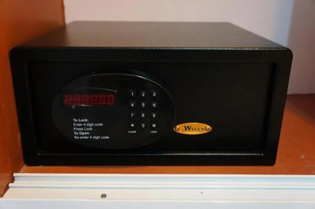 J Two S Pratunam Hotel